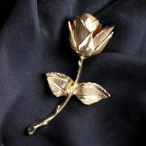 Vintage Gold Tone Rose Stem Brooch Pin Rosebud Signed Giovanni